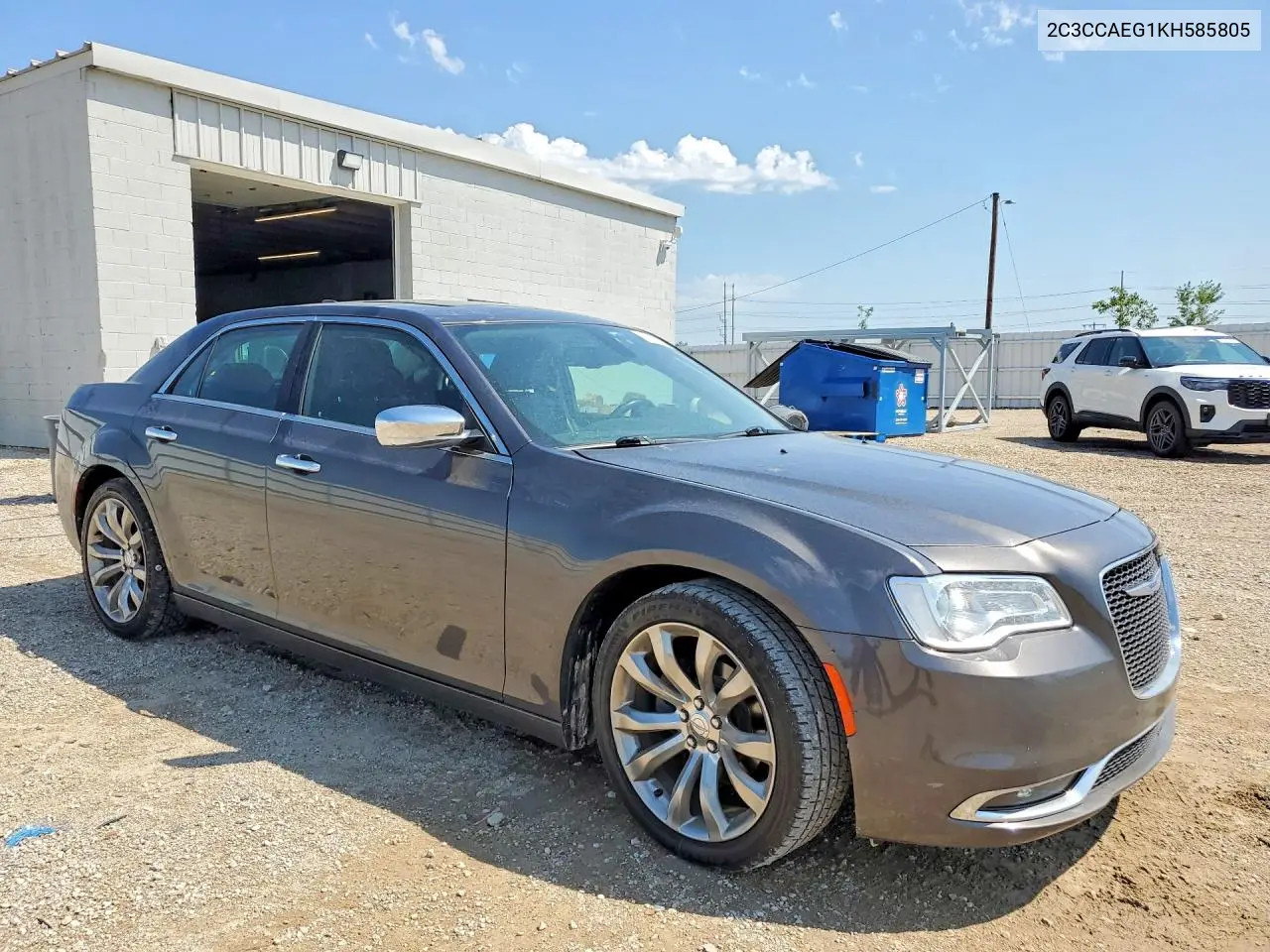 2019 Chrysler 300 Limited VIN: 2C3CCAEG1KH585805 Lot: 62012436