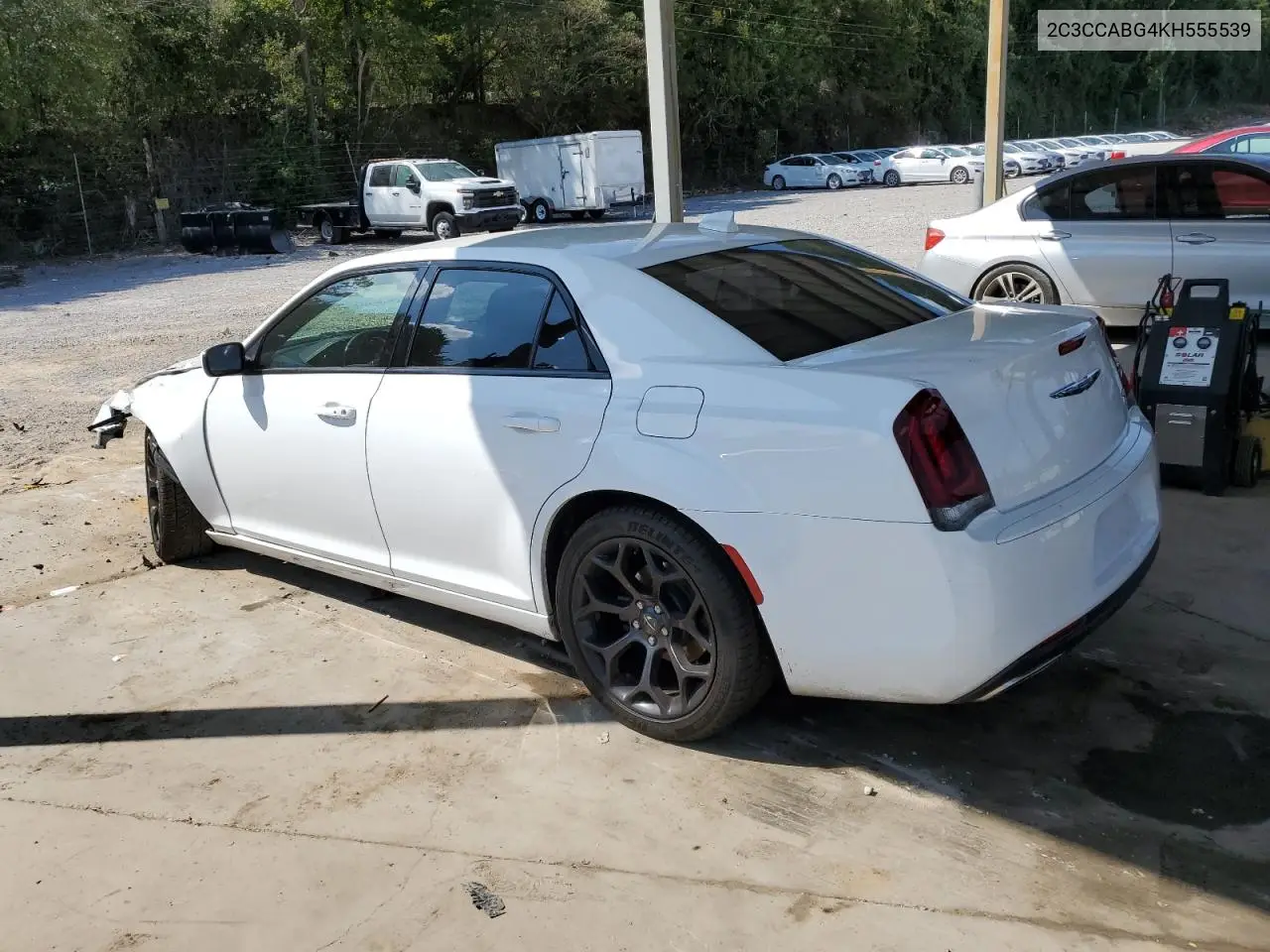 2C3CCABG4KH555539 2019 Chrysler 300 S