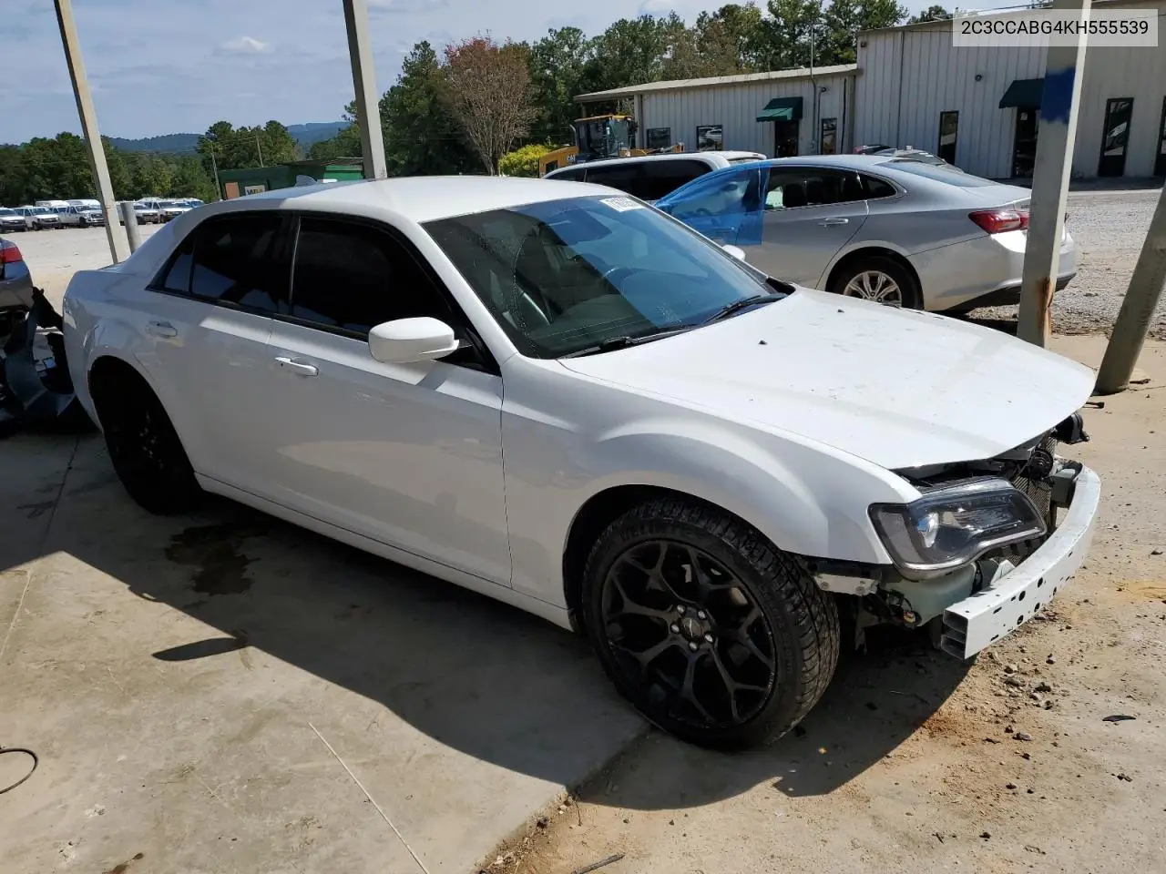 2C3CCABG4KH555539 2019 Chrysler 300 S