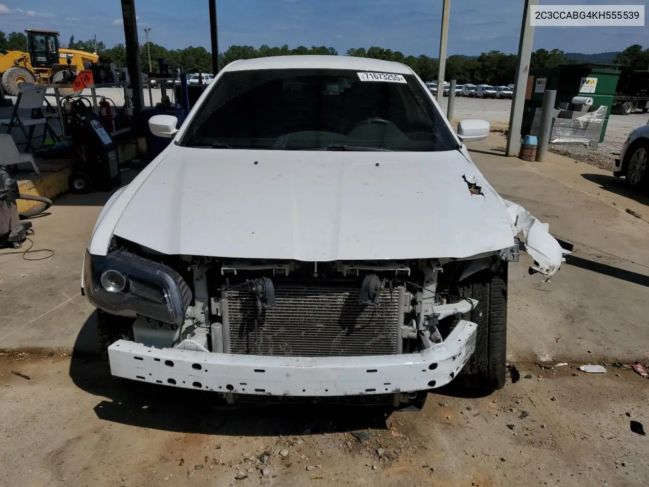 2C3CCABG4KH555539 2019 Chrysler 300 S