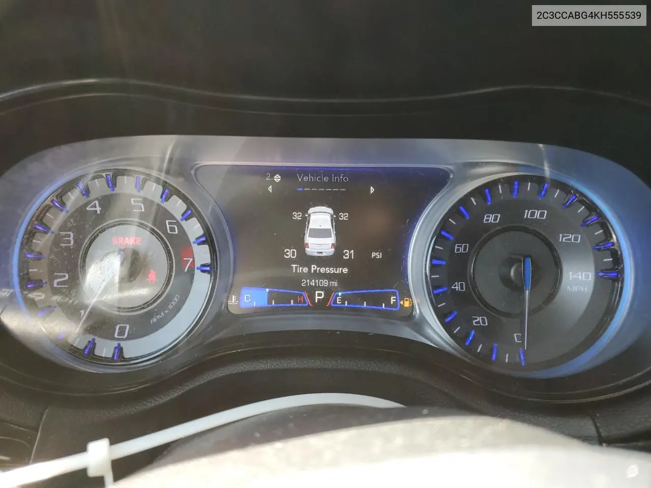 2C3CCABG4KH555539 2019 Chrysler 300 S