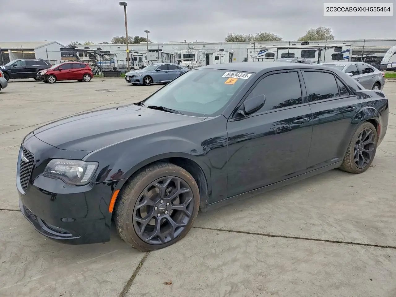 2C3CCABGXKH555464 2019 Chrysler 300 S