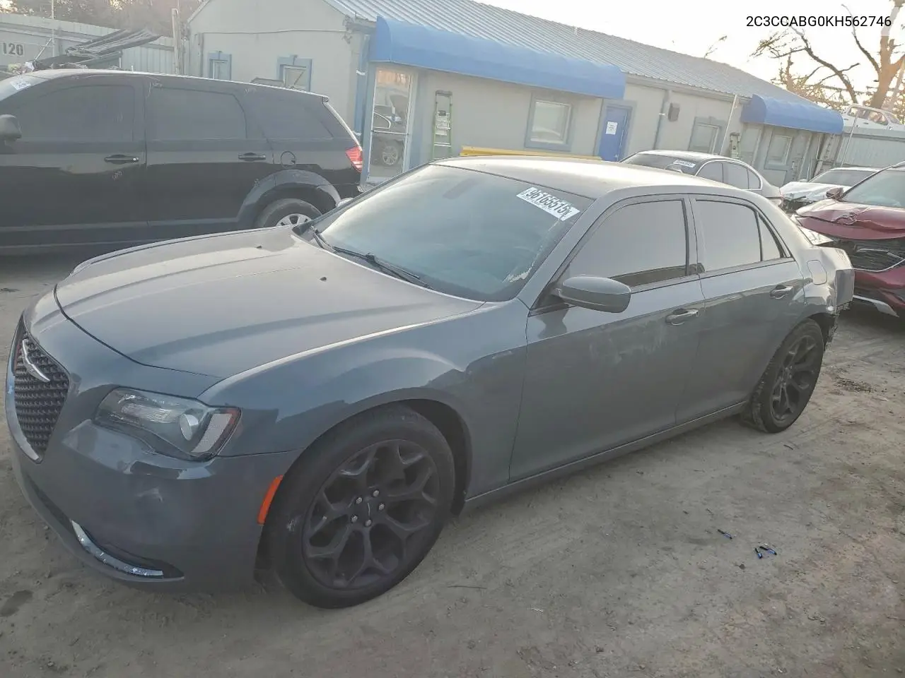 2C3CCABG0KH562746 2019 Chrysler 300 S