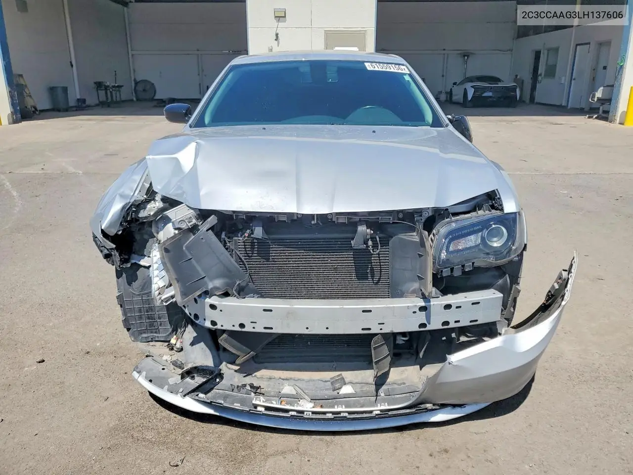 2020 Chrysler 300 Touring VIN: 2C3CCAAG3LH137606 Lot: 61559156