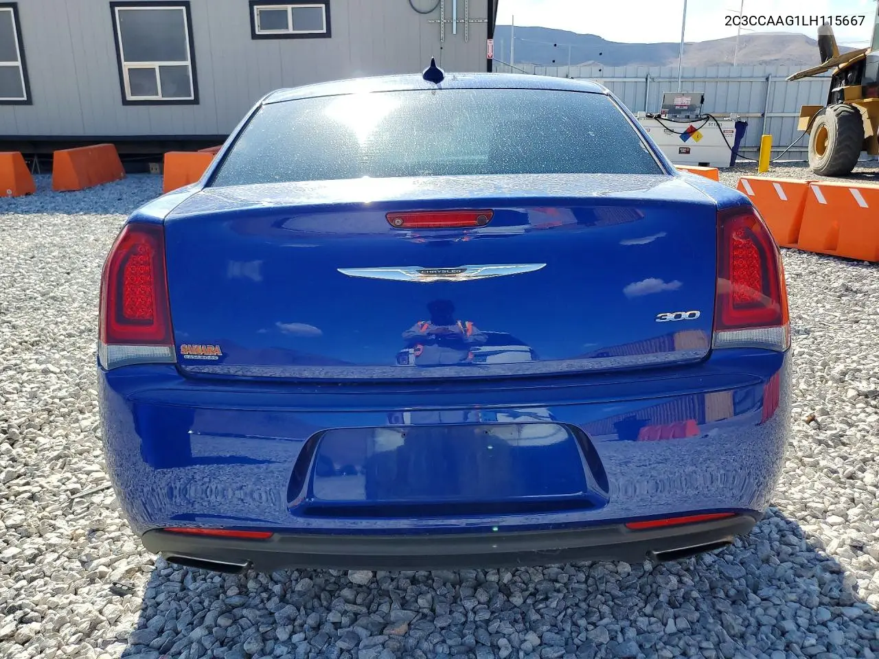 2020 Chrysler 300 Touring VIN: 2C3CCAAG1LH115667 Lot: 61779106