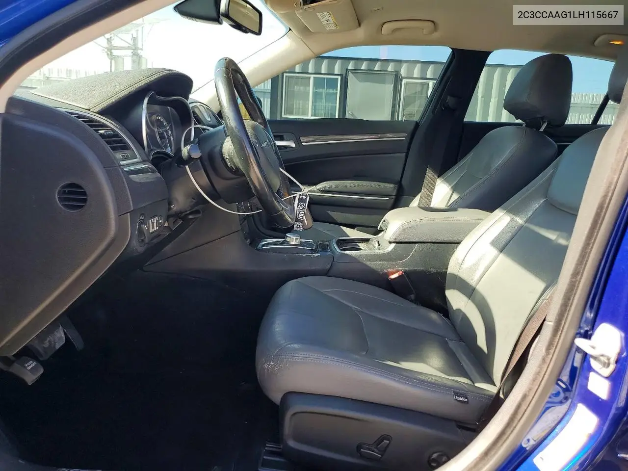 2020 Chrysler 300 Touring VIN: 2C3CCAAG1LH115667 Lot: 61779106