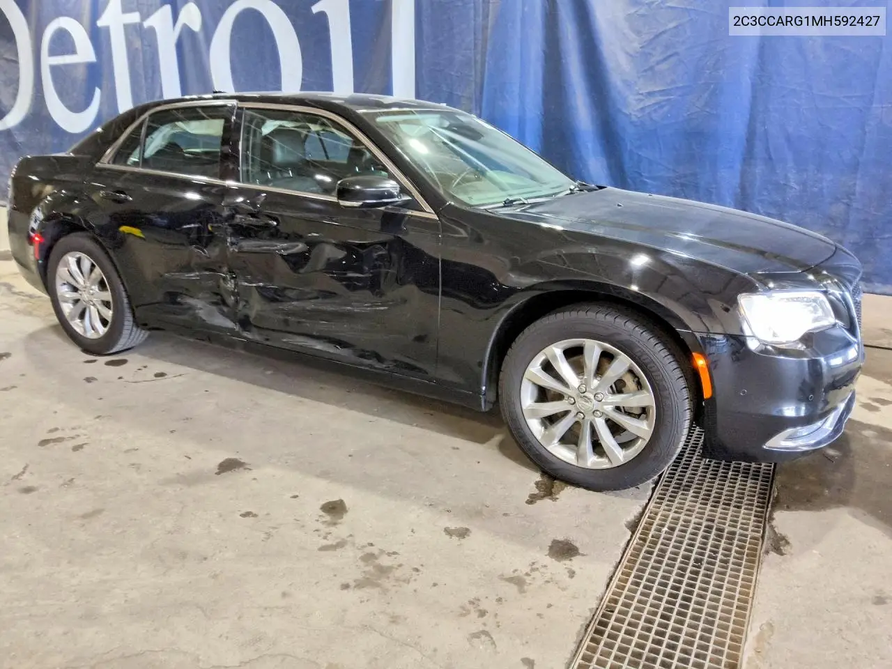 2021 Chrysler 300 Touring VIN: 2C3CCARG1MH592427 Lot: 53246126