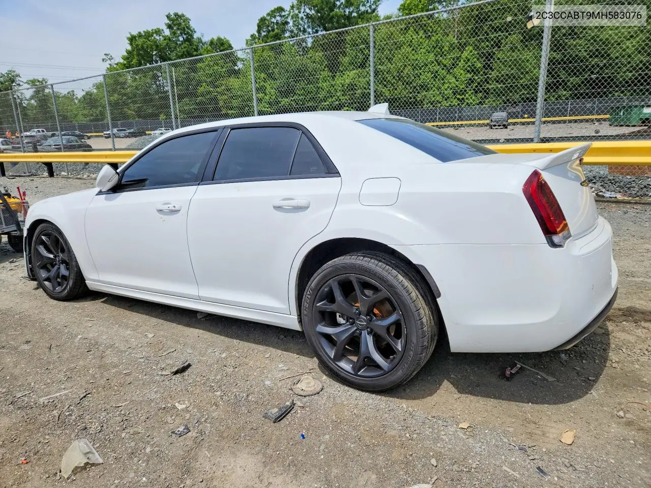 2021 Chrysler 300 S VIN: 2C3CCABT9MH583076 Lot: 55516376