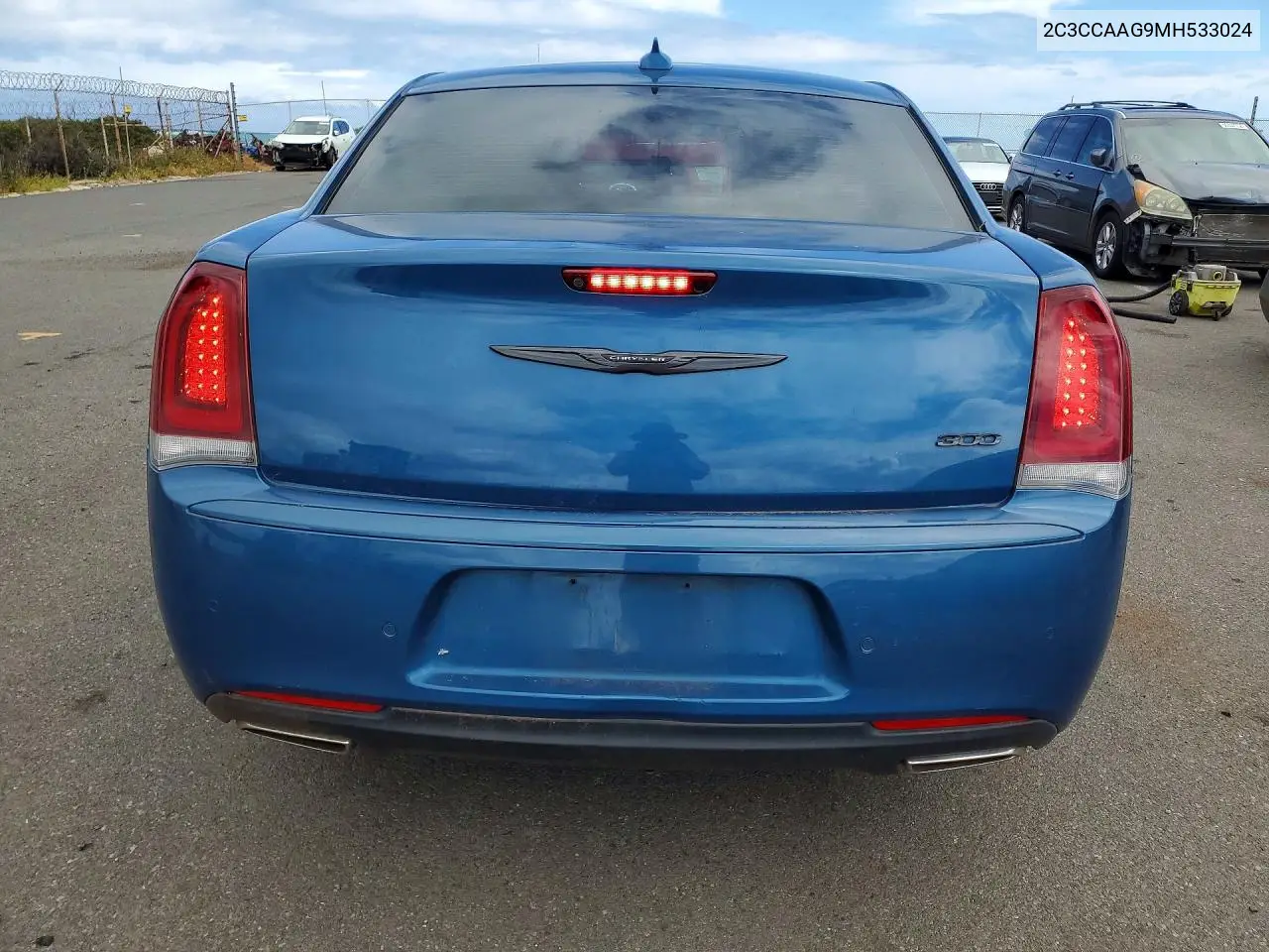 2021 Chrysler 300 Touring VIN: 2C3CCAAG9MH533024 Lot: 56492266