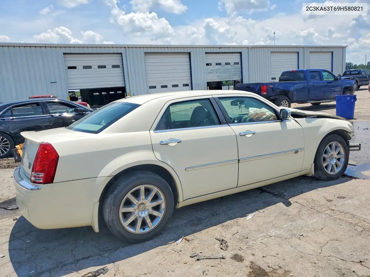 2009 Chrysler 300C VIN: 2C3KA63T69H580821 Lot: 85979405