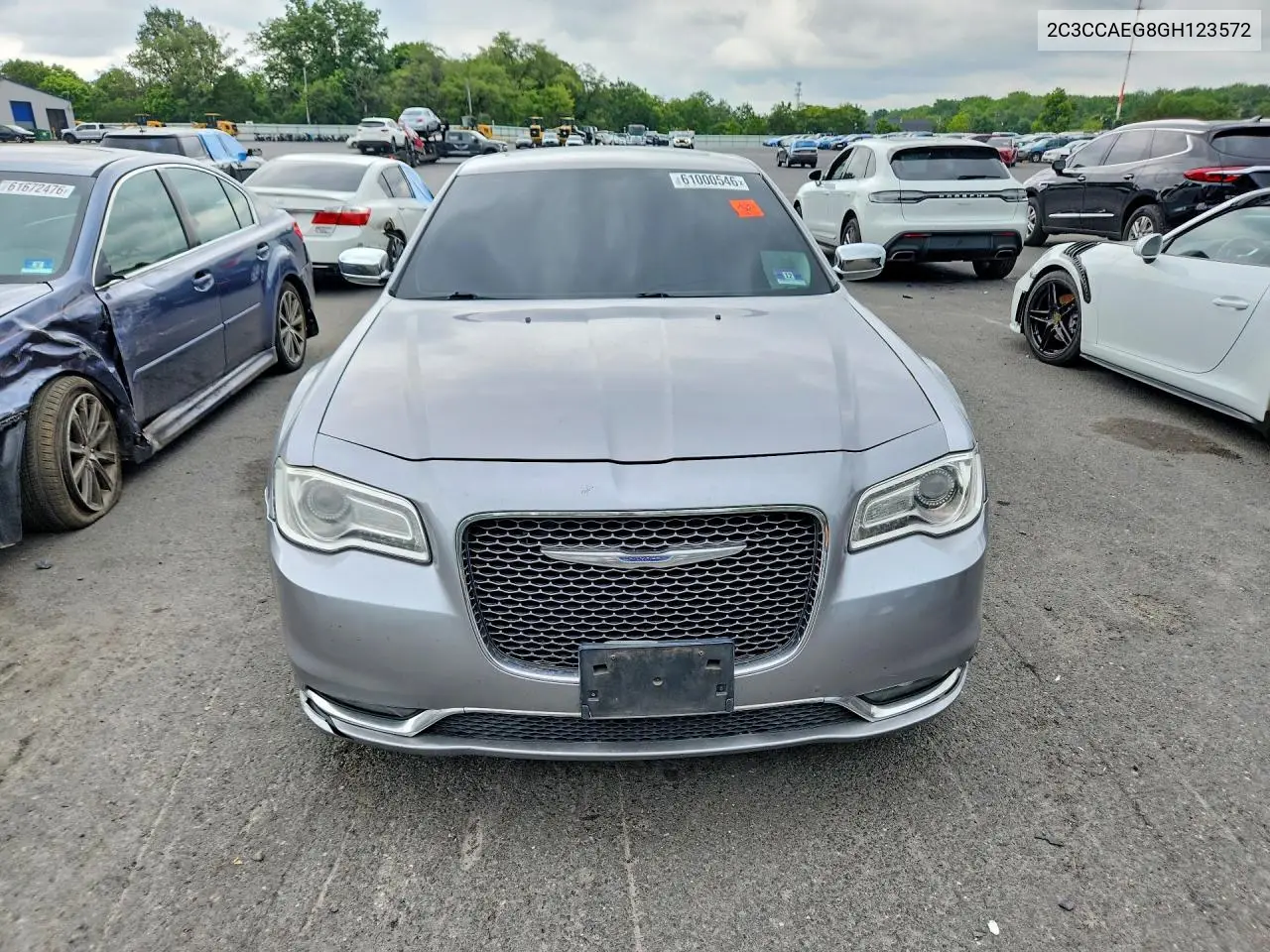 2016 Chrysler 300C VIN: 2C3CCAEG8GH123572 Lot: 61000546