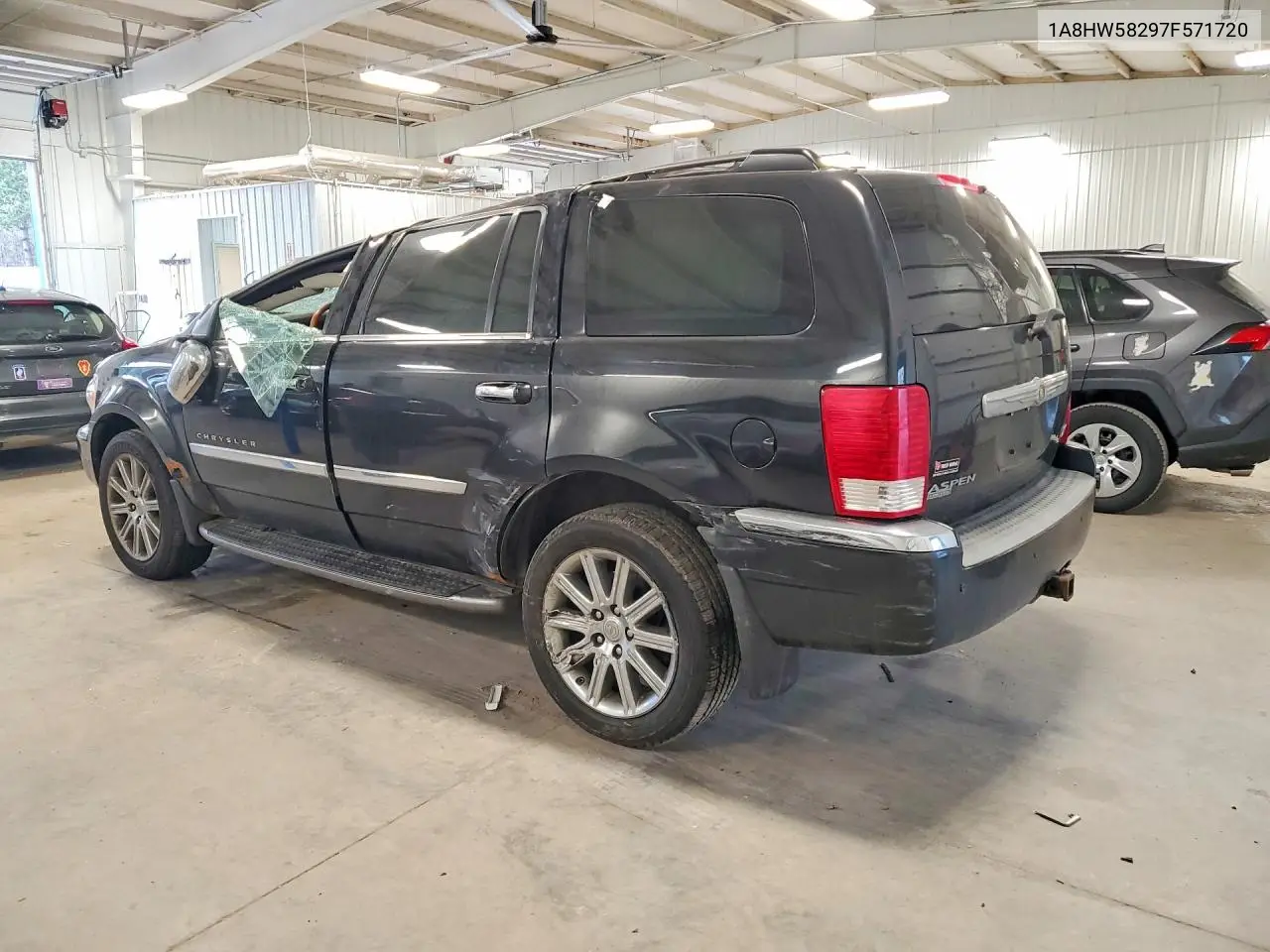 2007 Chrysler Aspen Limited VIN: 1A8HW58297F571720 Lot: 50251936