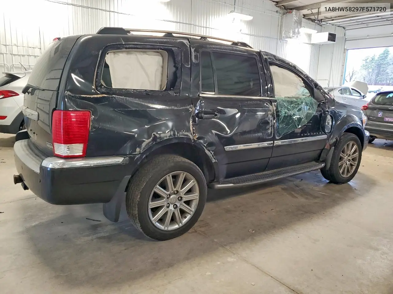 2007 Chrysler Aspen Limited VIN: 1A8HW58297F571720 Lot: 50251936