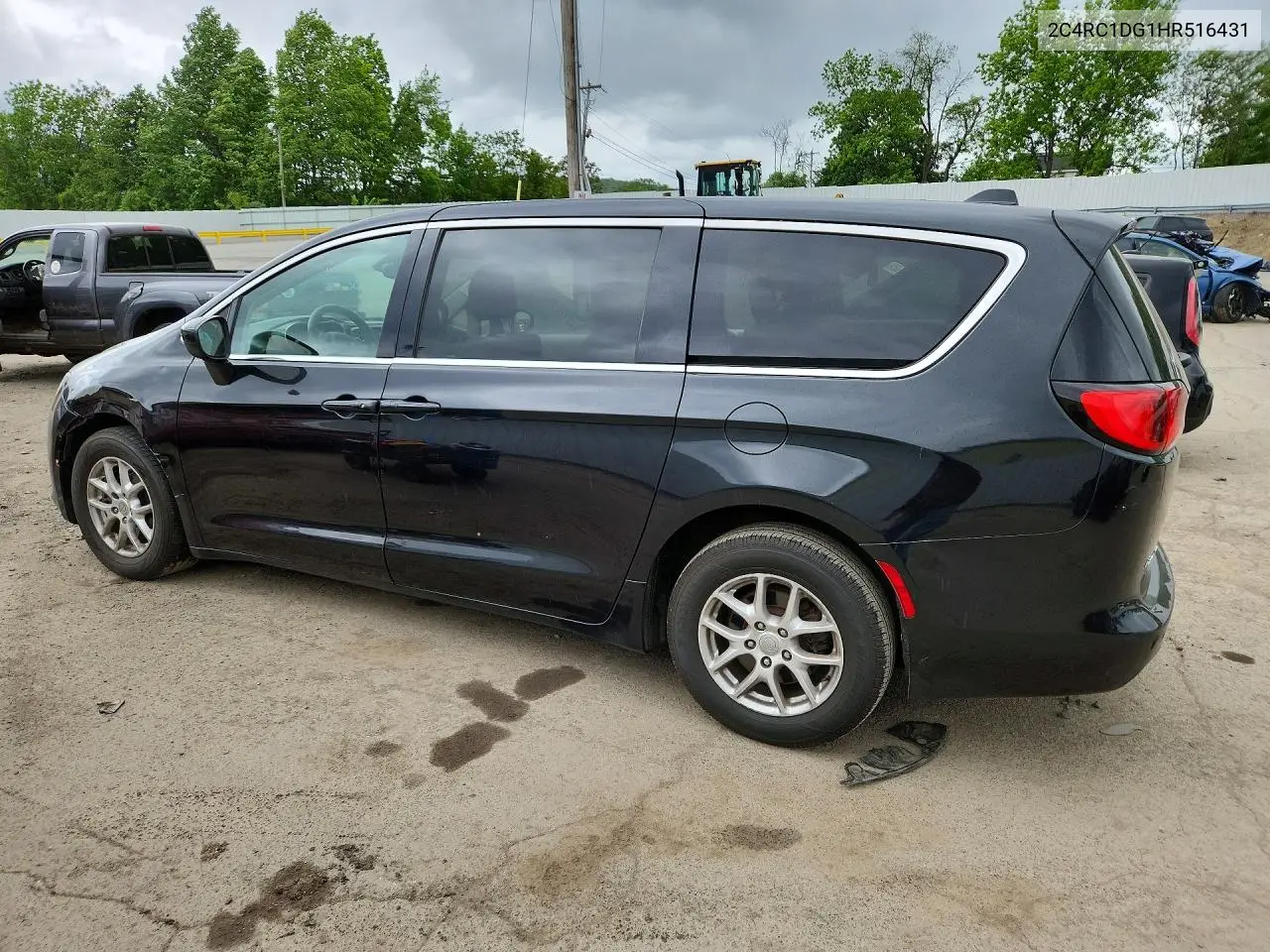 2017 Chrysler Pacifica Touring VIN: 2C4RC1DG1HR516431 Lot: 55046966