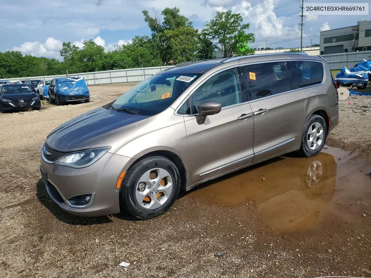 2017 Chrysler Pacifica Touring L Plus