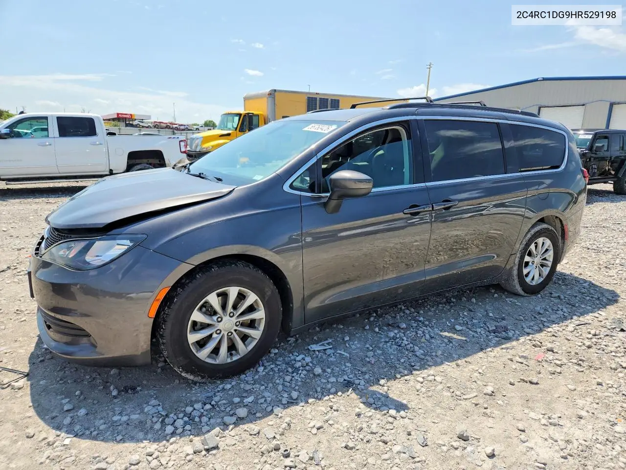 2017 Chrysler Pacifica Touring VIN: 2C4RC1DG9HR529198 Lot: 56760426