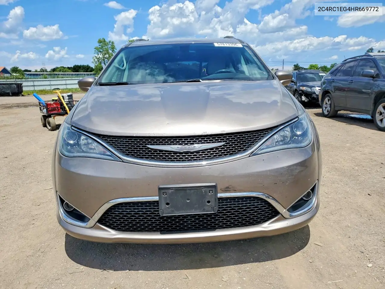 2017 Chrysler Pacifica Touring L Plus VIN: 2C4RC1EG4HR669772 Lot: 57813396
