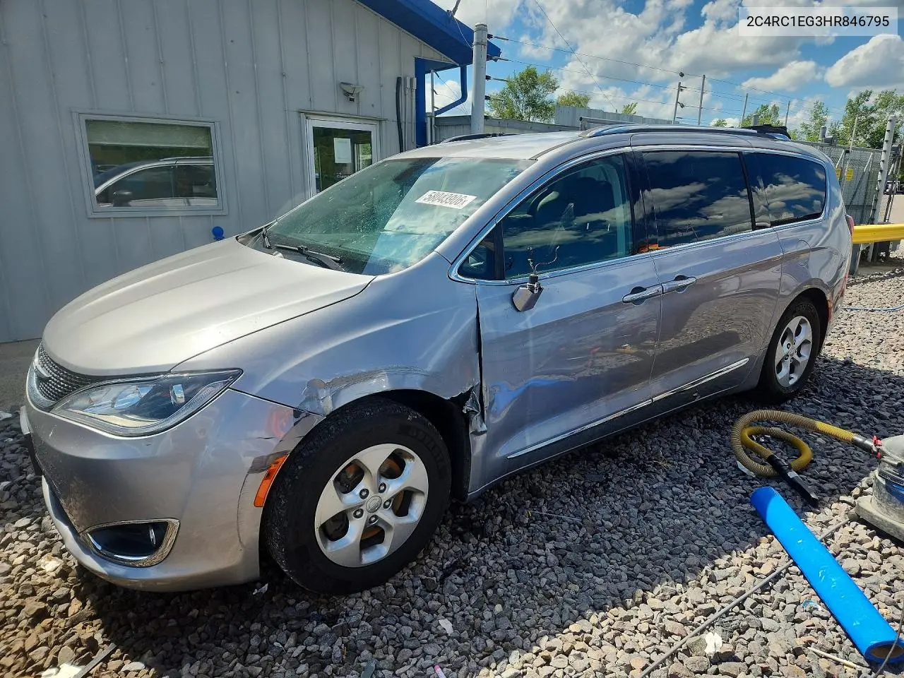 2017 Chrysler Pacifica Touring L Plus