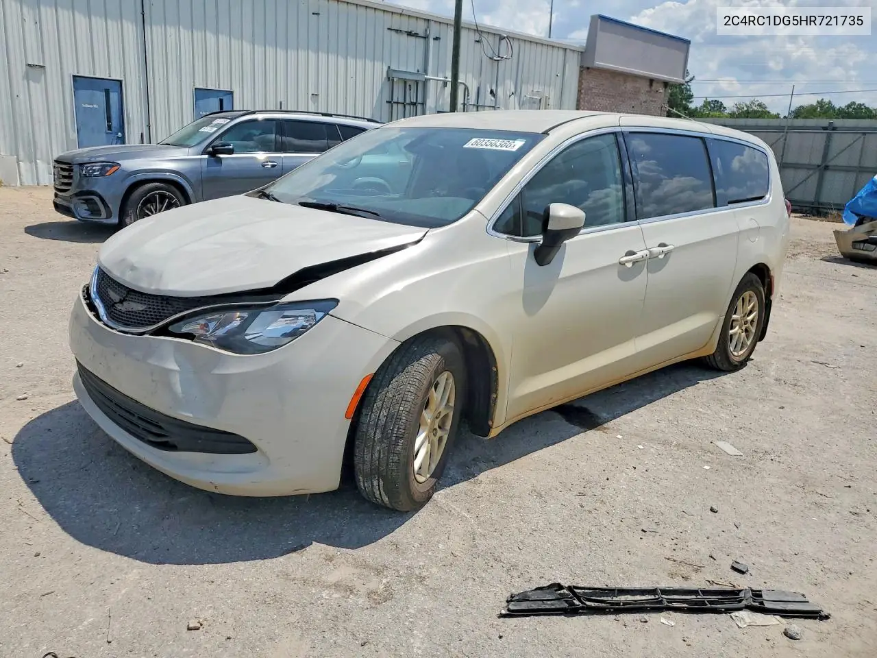 2017 Chrysler Pacifica Touring VIN: 2C4RC1DG5HR721735 Lot: 60358366