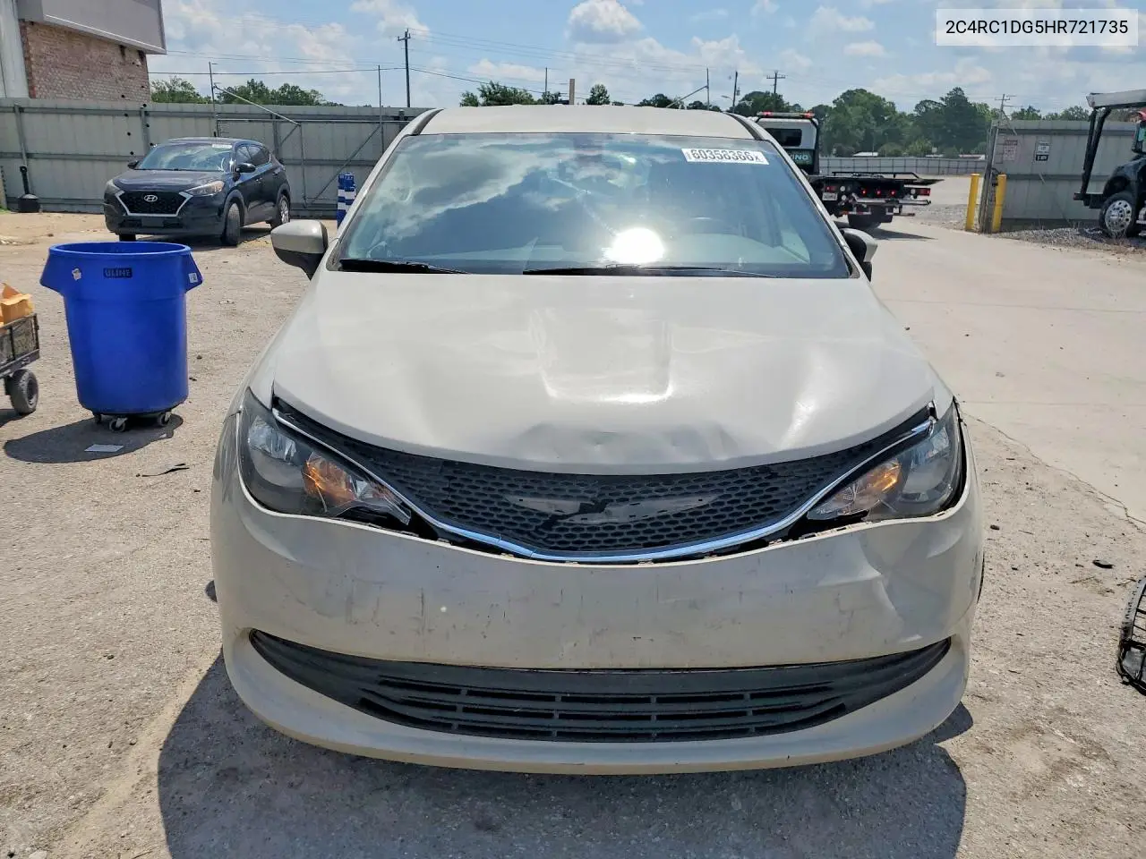 2017 Chrysler Pacifica Touring VIN: 2C4RC1DG5HR721735 Lot: 60358366