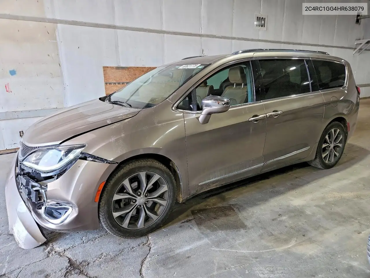 2017 Chrysler Pacifica Limited VIN: 2C4RC1GG4HR638079 Lot: 60621776