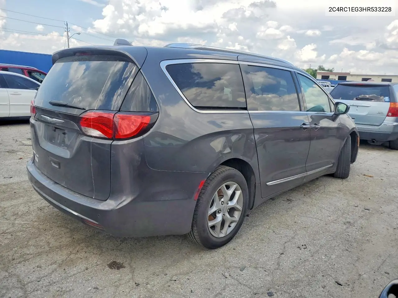 2017 Chrysler Pacifica Touring L Plus VIN: 2C4RC1EG3HR533228 Lot: 60986316