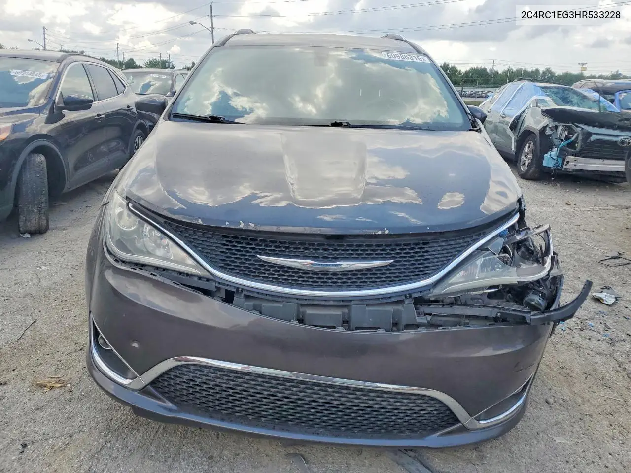 2017 Chrysler Pacifica Touring L Plus VIN: 2C4RC1EG3HR533228 Lot: 60986316