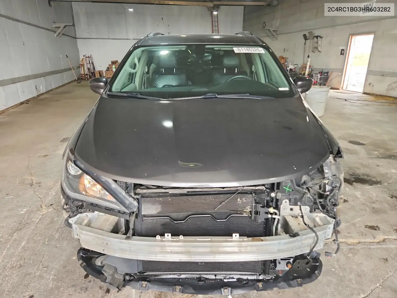 2017 Chrysler Pacifica Touring L VIN: 2C4RC1BG3HR603282 Lot: 61180326