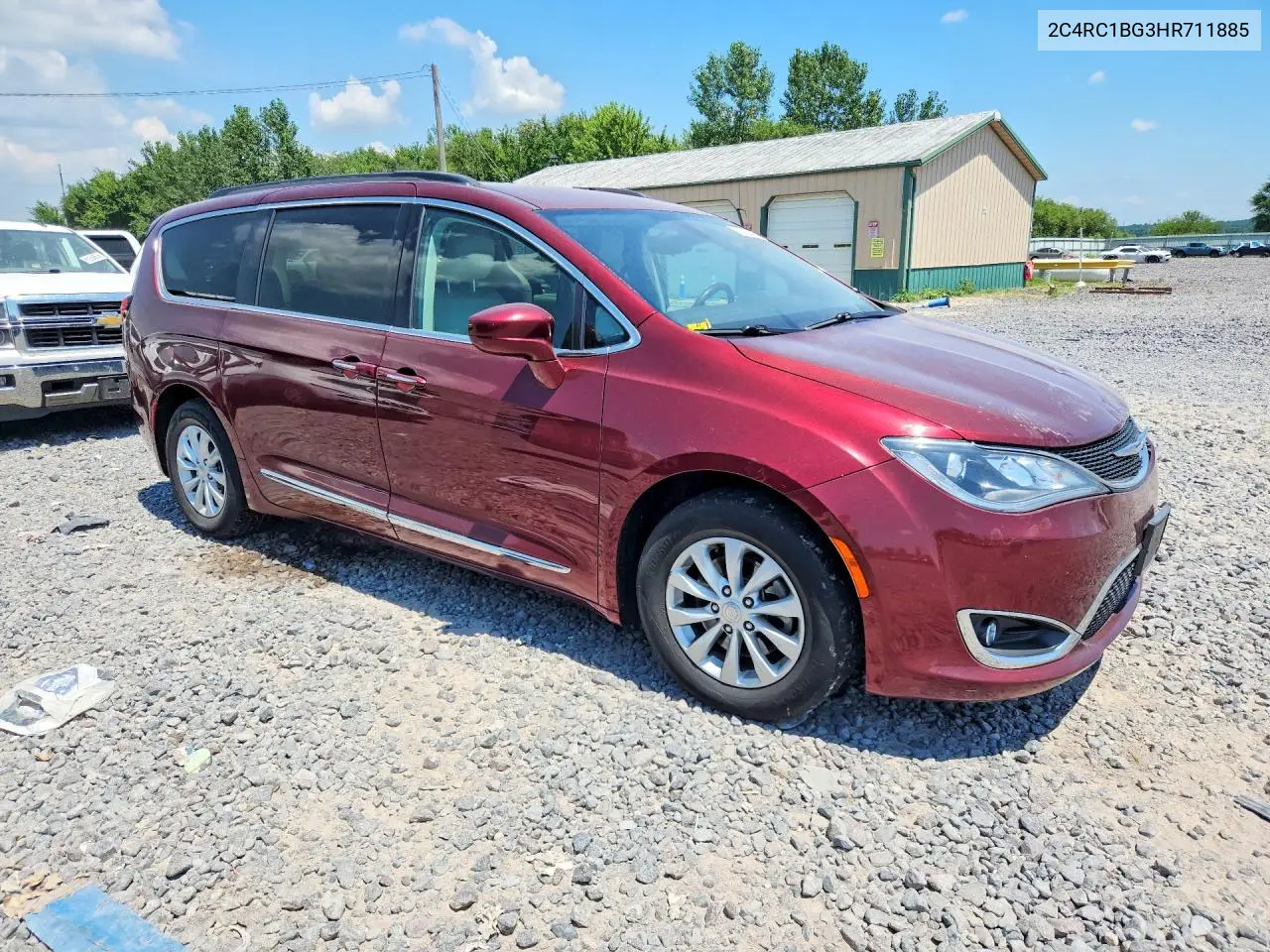 2017 Chrysler Pacifica Touring L VIN: 2C4RC1BG3HR711885 Lot: 61292476