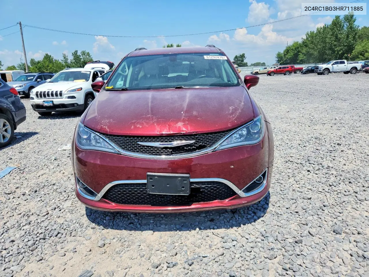 2017 Chrysler Pacifica Touring L VIN: 2C4RC1BG3HR711885 Lot: 61292476