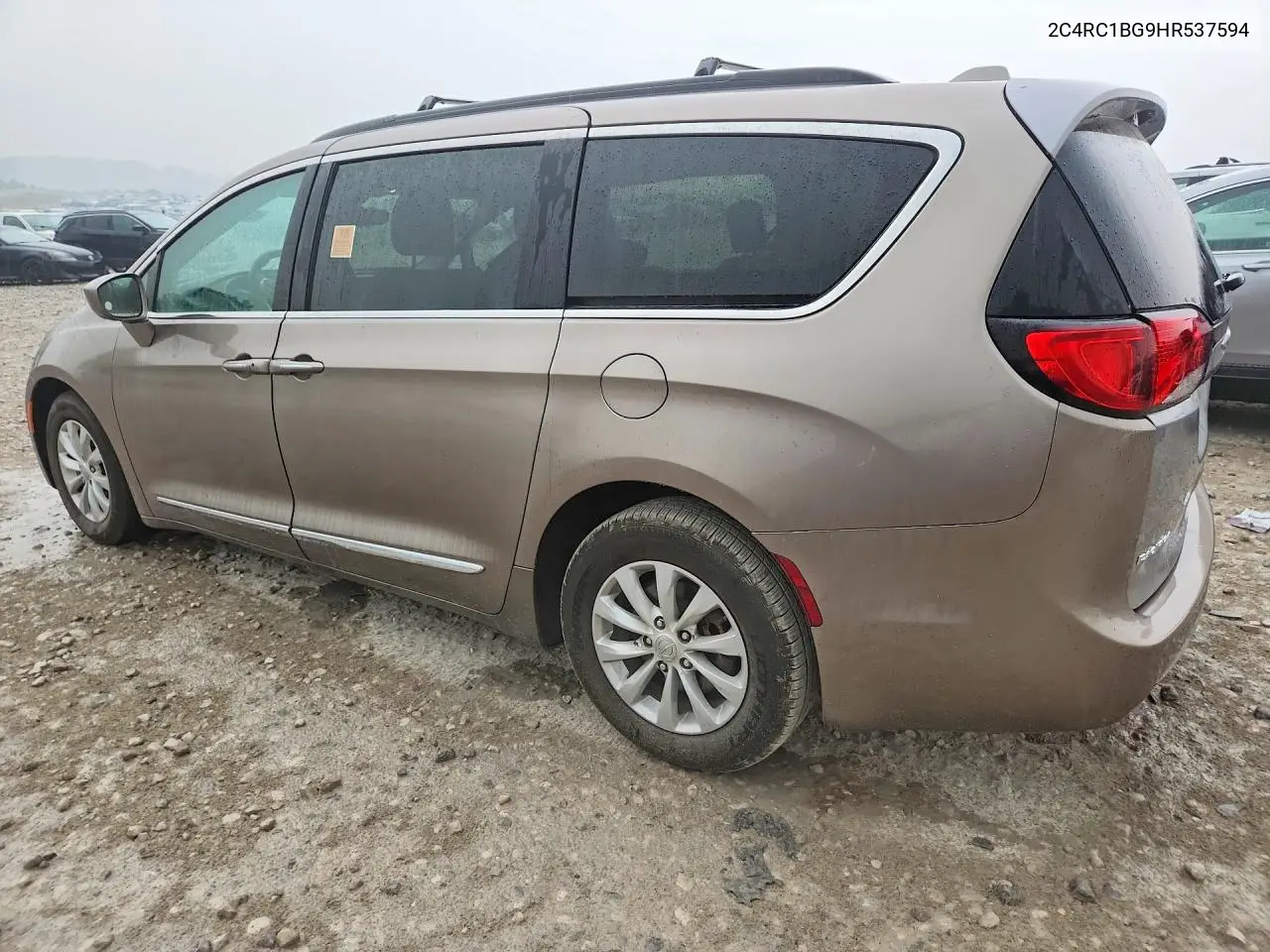 2017 Chrysler Pacifica Touring L VIN: 2C4RC1BG9HR537594 Lot: 61306006
