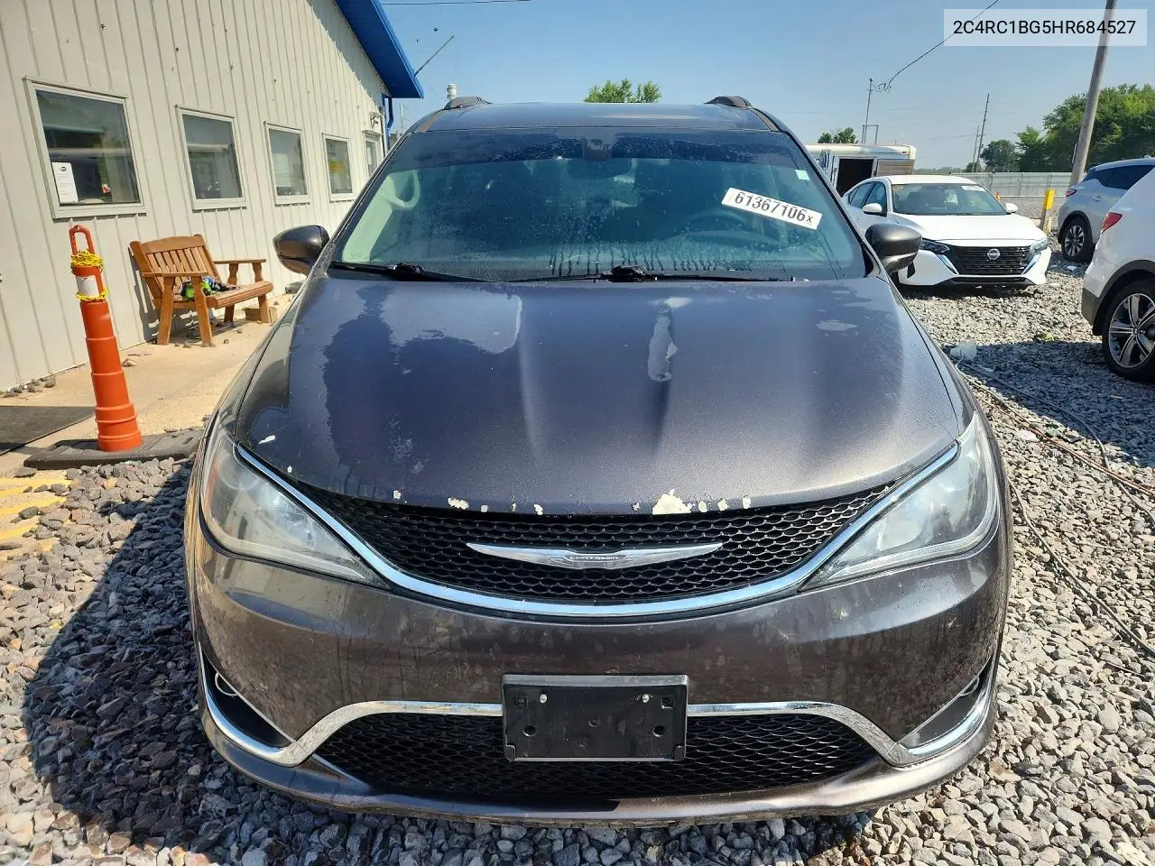 2017 Chrysler Pacifica Touring L VIN: 2C4RC1BG5HR684527 Lot: 61367106