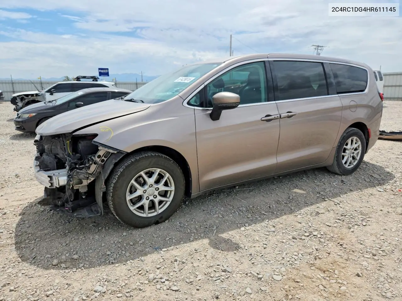 2017 Chrysler Pacifica Touring VIN: 2C4RC1DG4HR611145 Lot: 61429816