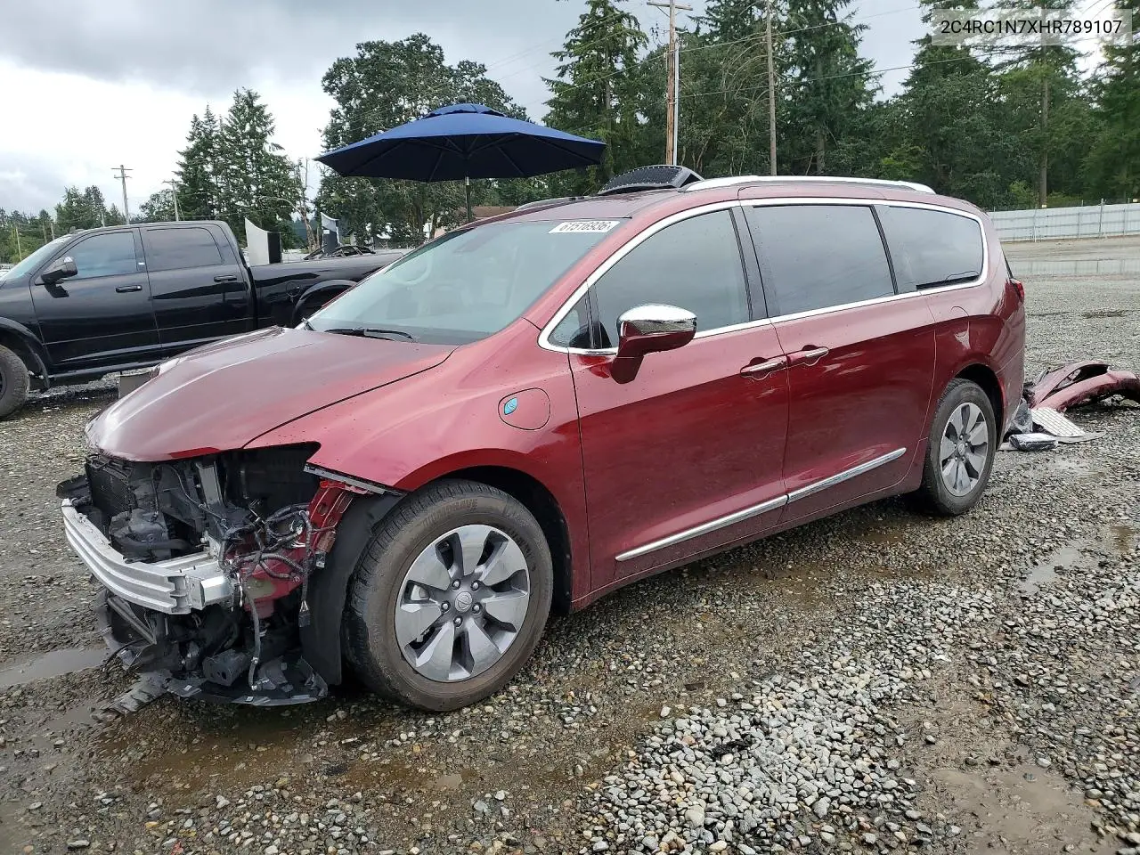 2017 Chrysler Pacifica Ehybrid Platinum VIN: 2C4RC1N7XHR789107 Lot: 61516936