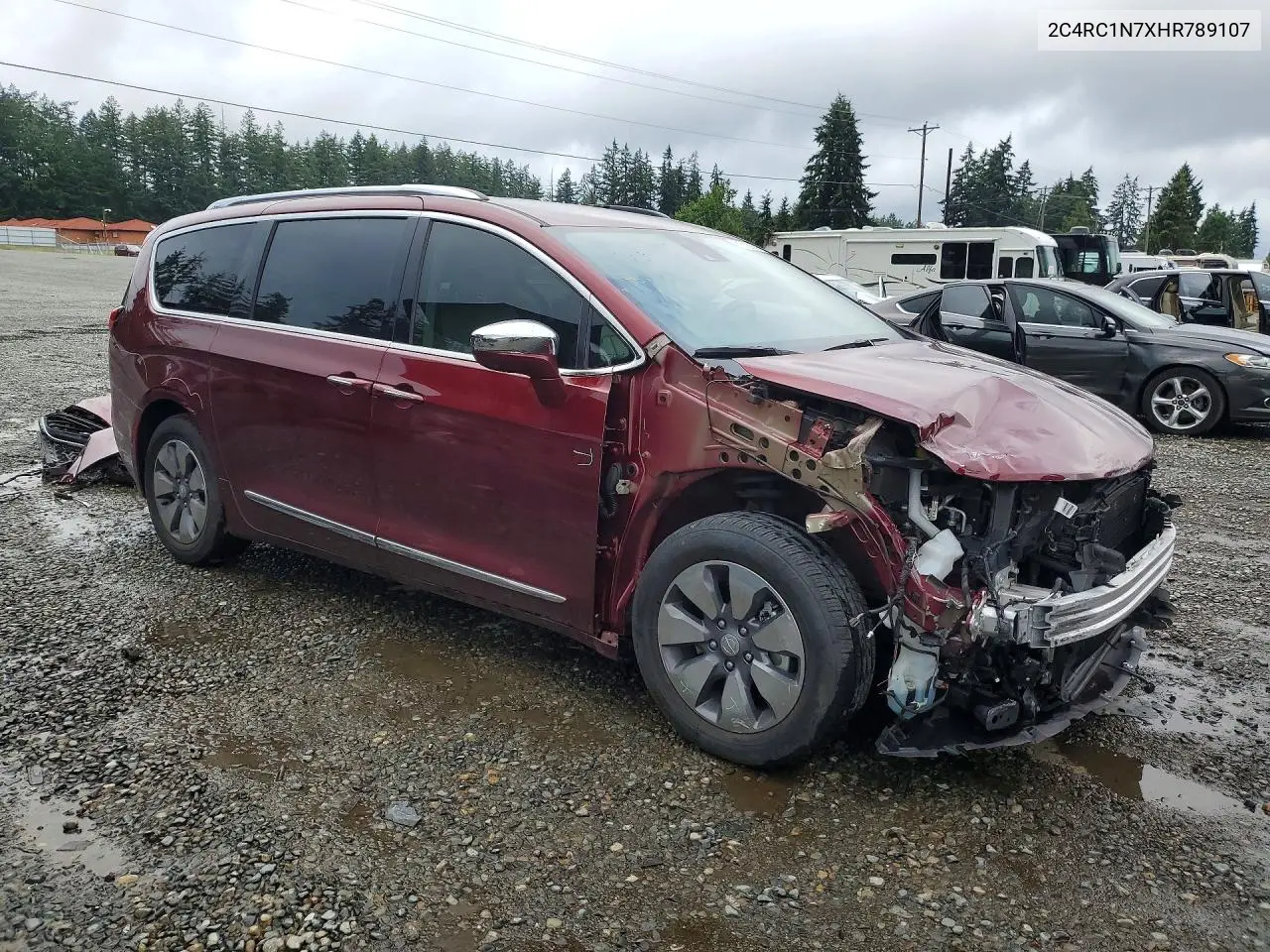 2017 Chrysler Pacifica Ehybrid Platinum VIN: 2C4RC1N7XHR789107 Lot: 61516936