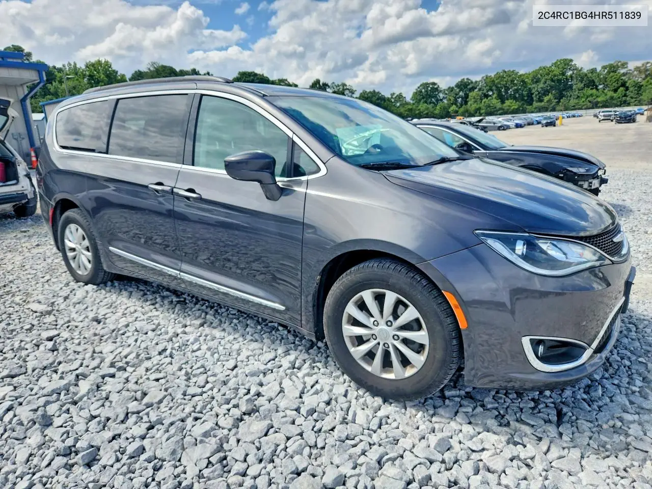 2017 Chrysler Pacifica Touring L VIN: 2C4RC1BG4HR511839 Lot: 61748596