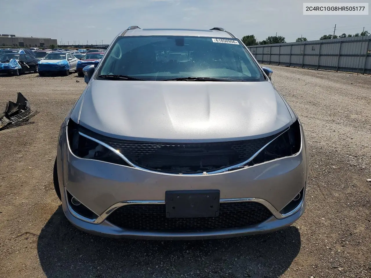 2017 Chrysler Pacifica Limited VIN: 2C4RC1GG8HR505177 Lot: 61850956