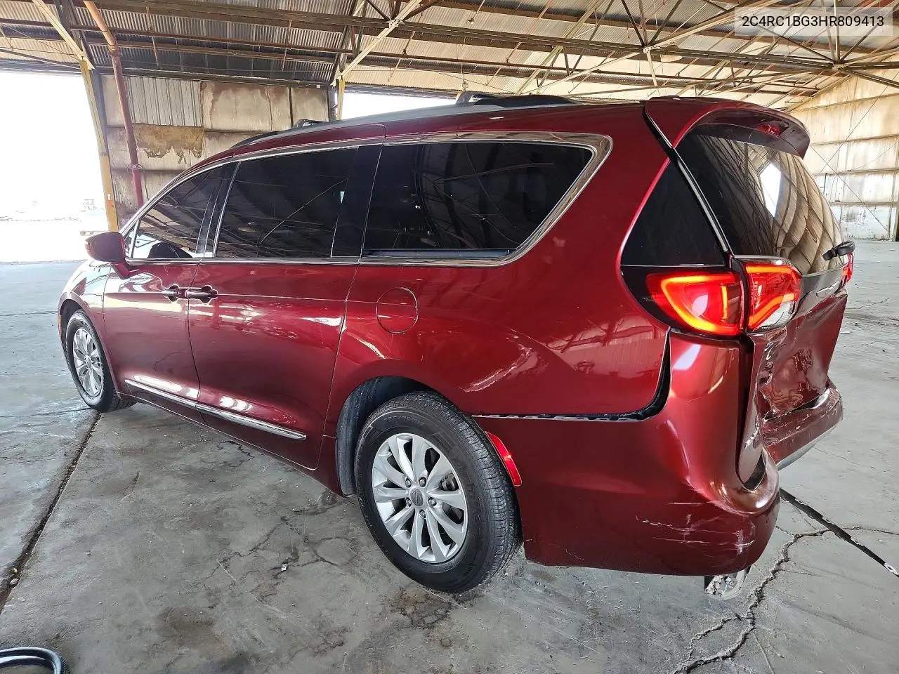 2017 Chrysler Pacifica Touring L VIN: 2C4RC1BG3HR809413 Lot: 61887246