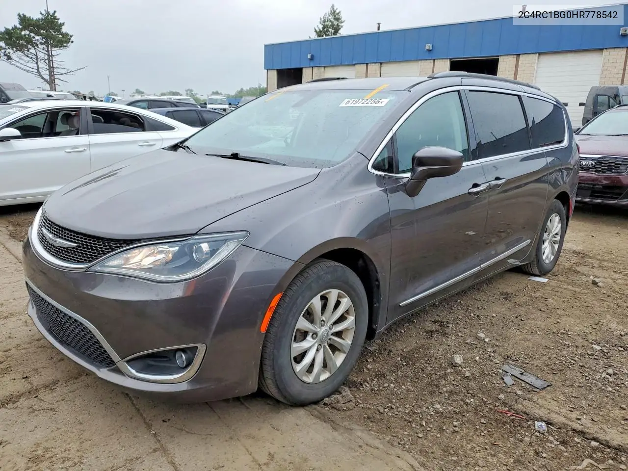 2017 Chrysler Pacifica Touring L VIN: 2C4RC1BG0HR778542 Lot: 61972256