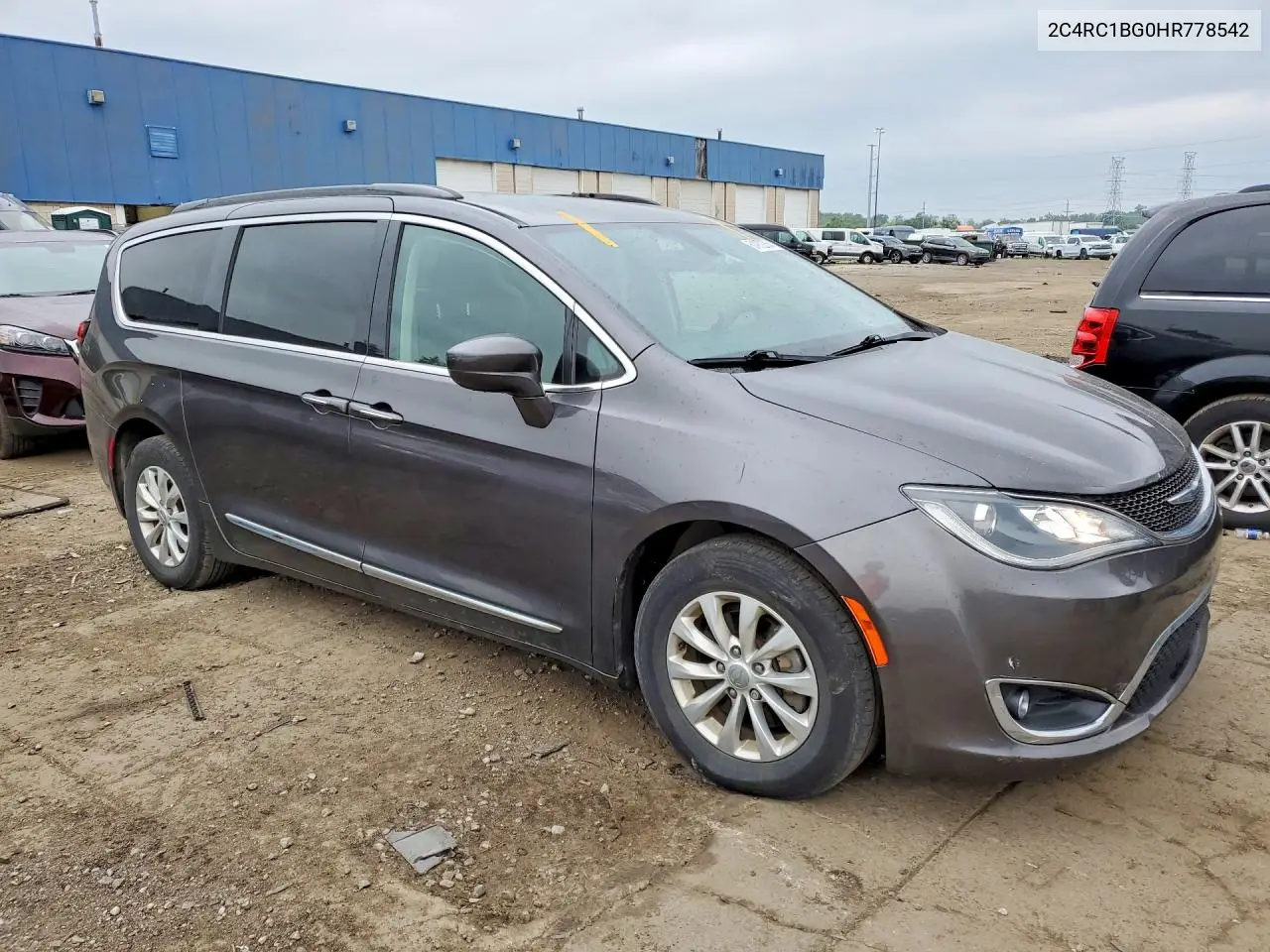 2017 Chrysler Pacifica Touring L VIN: 2C4RC1BG0HR778542 Lot: 61972256