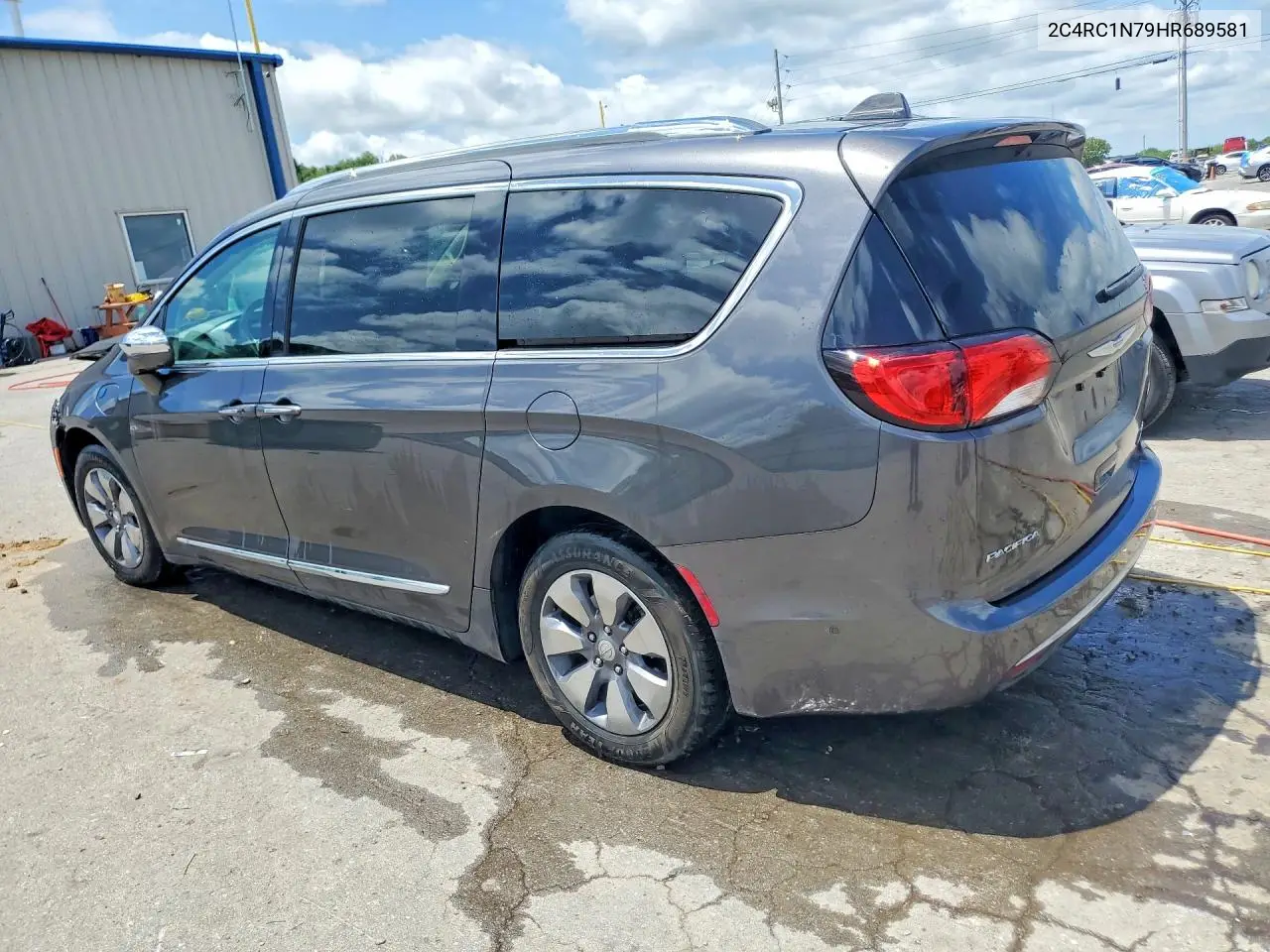 2017 Chrysler Pacifica Ehybrid Platinum VIN: 2C4RC1N79HR689581 Lot: 62018586