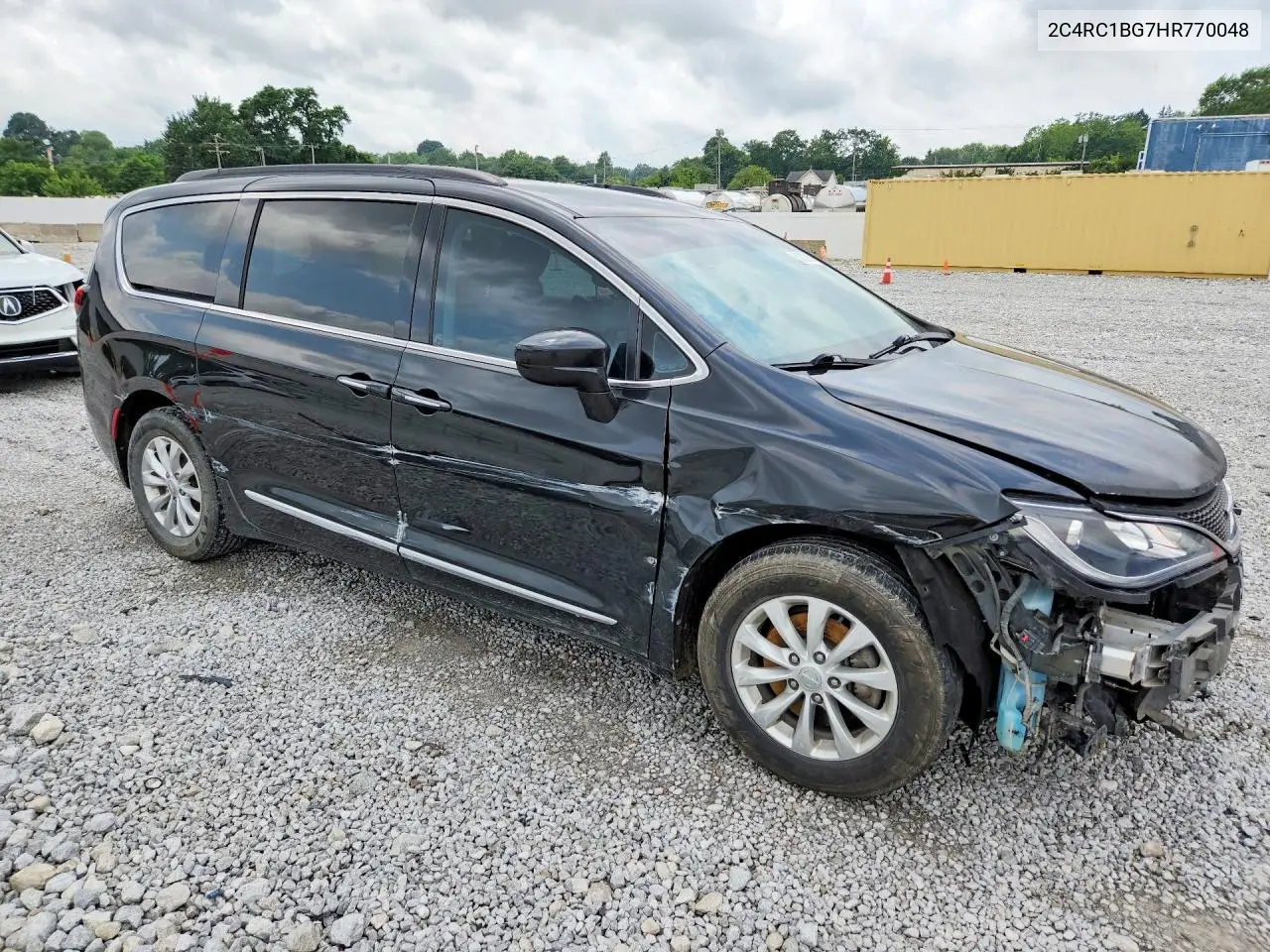 2017 Chrysler Pacifica Touring L VIN: 2C4RC1BG7HR770048 Lot: 62052786