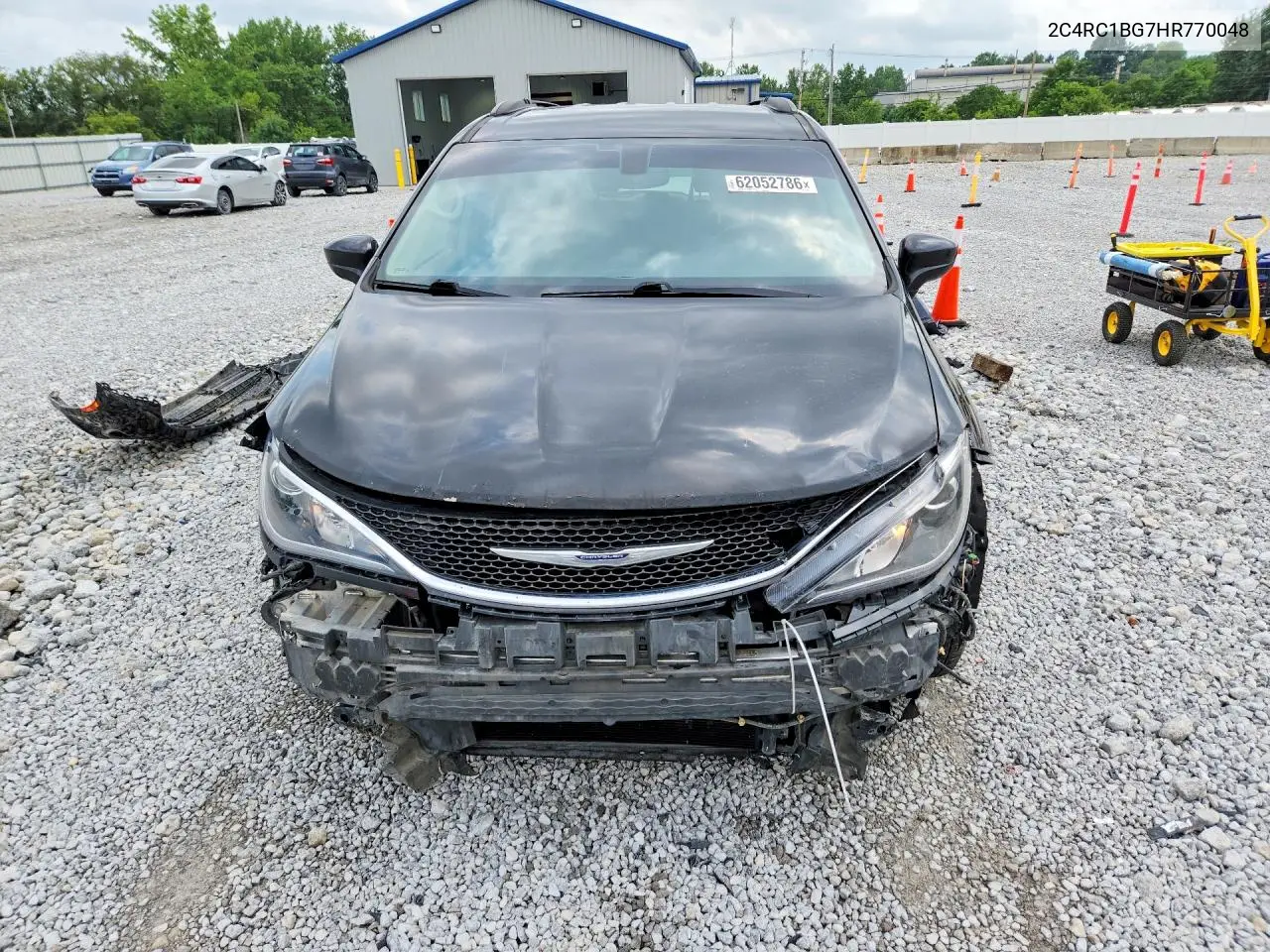 2017 Chrysler Pacifica Touring L VIN: 2C4RC1BG7HR770048 Lot: 62052786