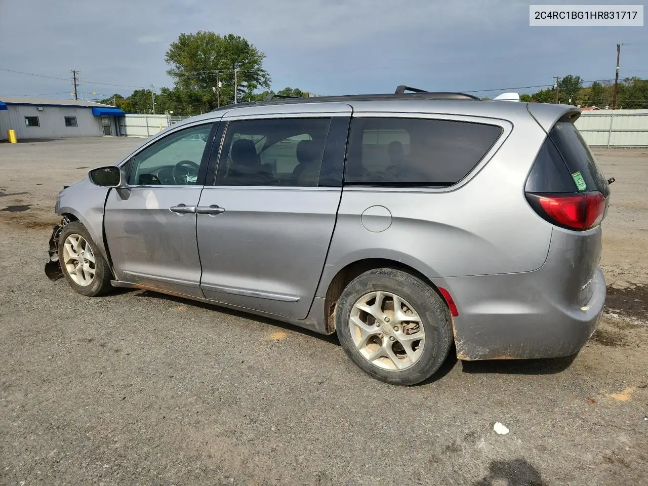 2C4RC1BG1HR831717 2017 Chrysler Pacifica Touring L