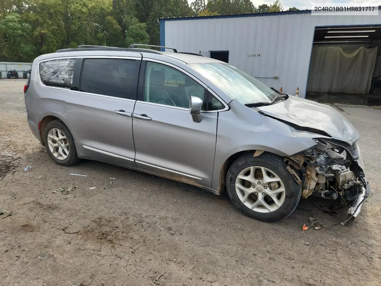 2C4RC1BG1HR831717 2017 Chrysler Pacifica Touring L
