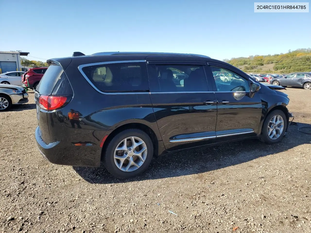 2C4RC1EG1HR844785 2017 Chrysler Pacifica Touring L Plus