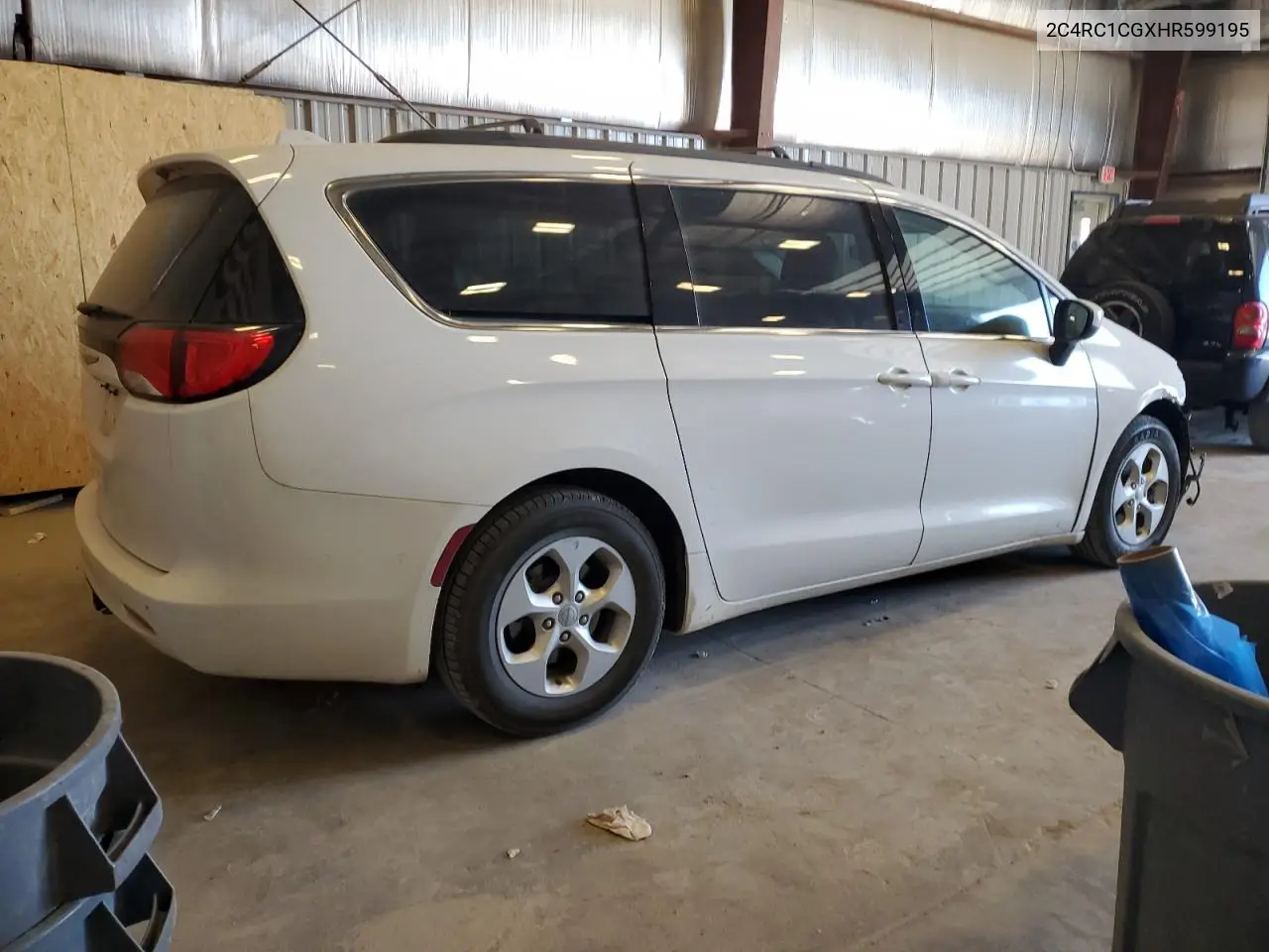 2C4RC1CGXHR599195 2017 Chrysler Pacifica Lx