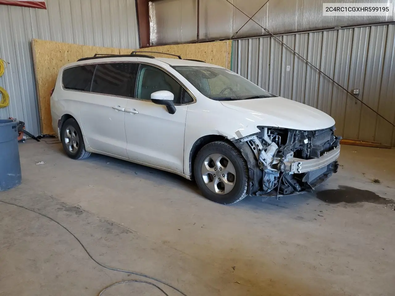 2C4RC1CGXHR599195 2017 Chrysler Pacifica Lx