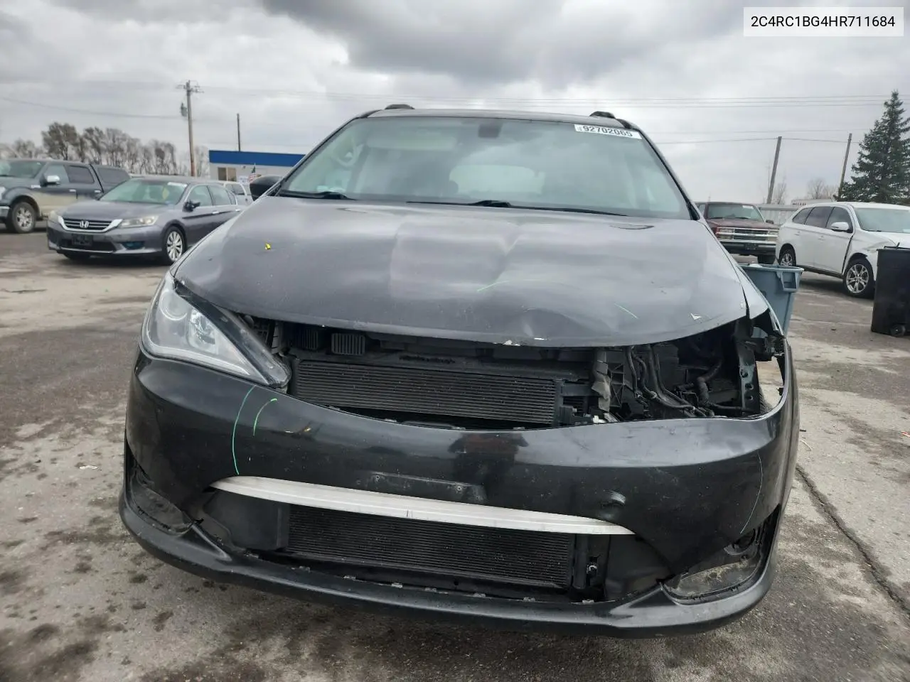 2C4RC1BG4HR711684 2017 Chrysler Pacifica Touring L