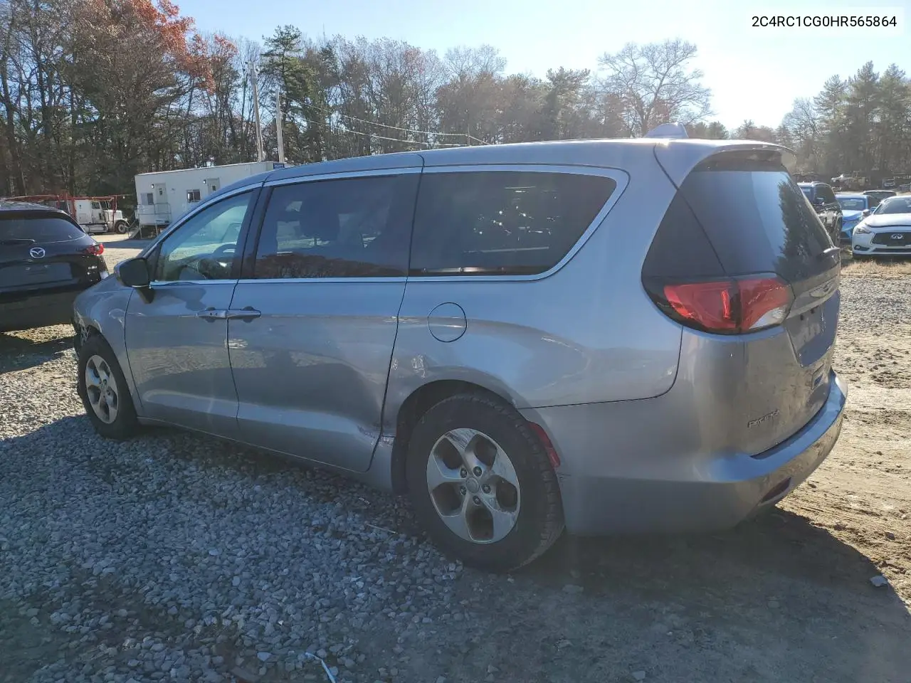 2C4RC1CG0HR565864 2017 Chrysler Pacifica Lx